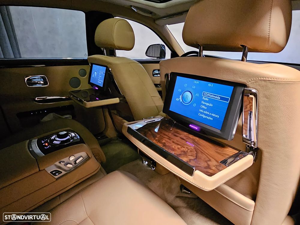 Rolls Royce Ghost - 51