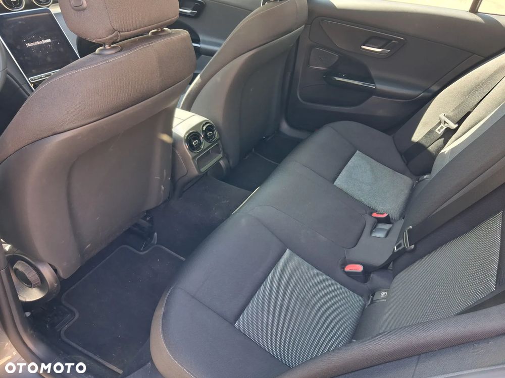 Mercedes-Benz Klasa C 220 d mHEV Avantgarde - 4