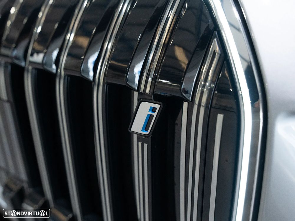 BMW i7 eDrive50 - 36