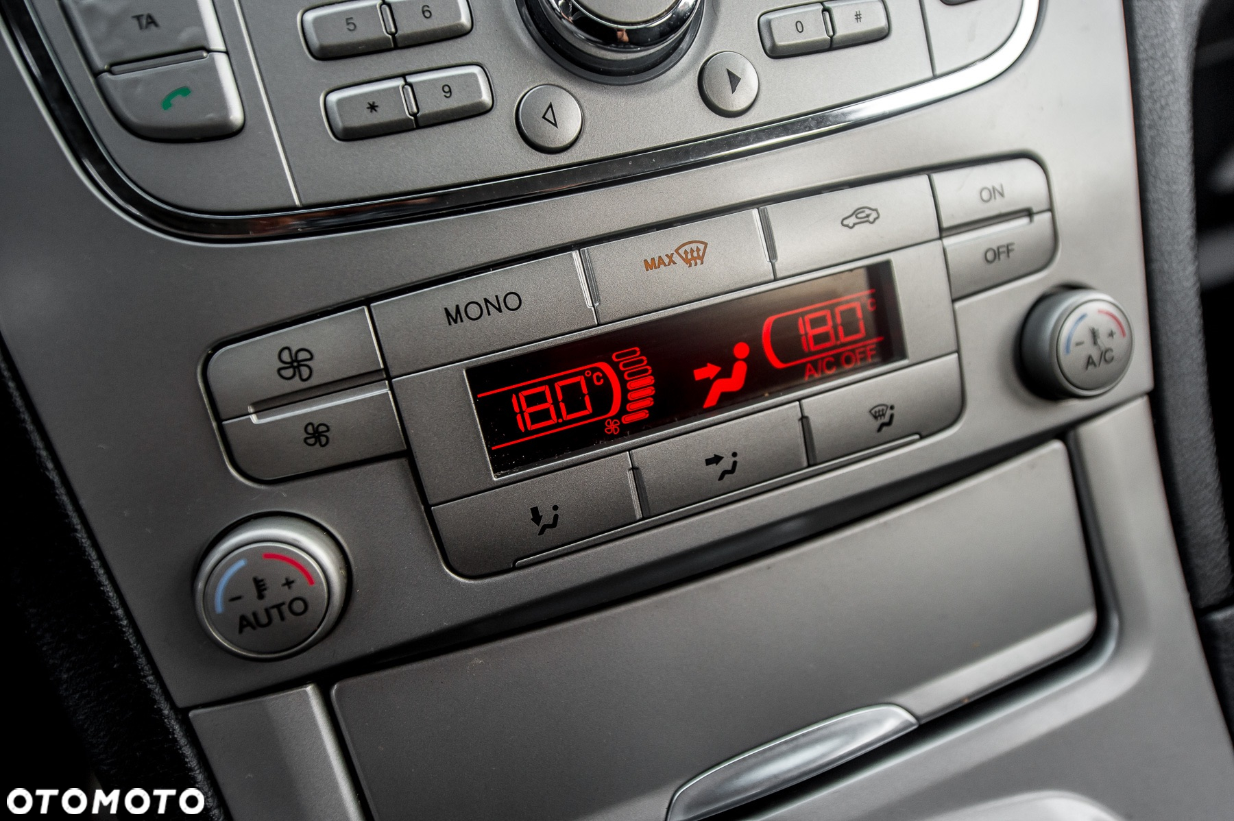 Ford Galaxy 2.0 FF Trend - 29