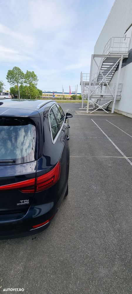 Audi A4 Avant 2.0 TDI quattro Stronic - 4