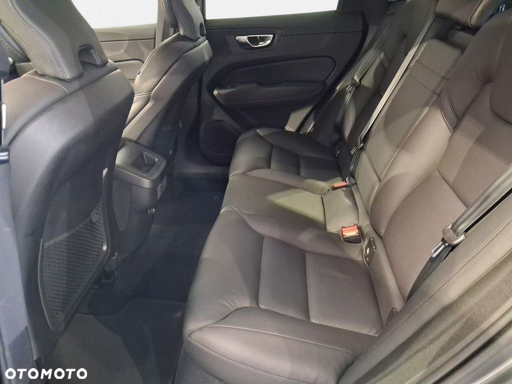 Volvo XC 60 - 16