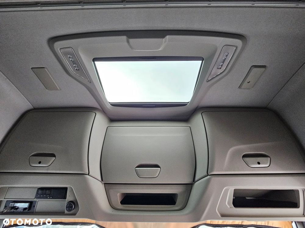 Iveco S-WAY 490KM - 8