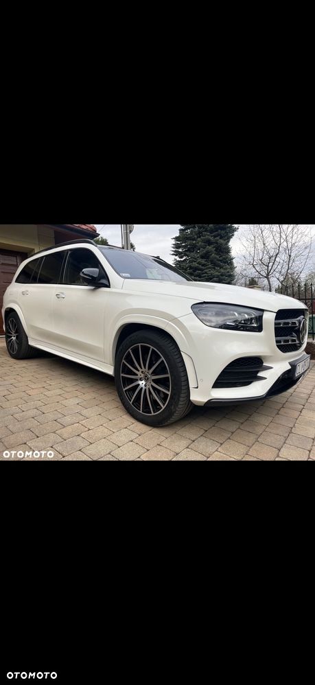 Mercedes-Benz GLS - 1