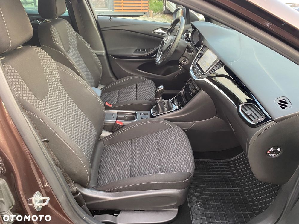 Opel Astra 1.4 Turbo Dynamic - 26