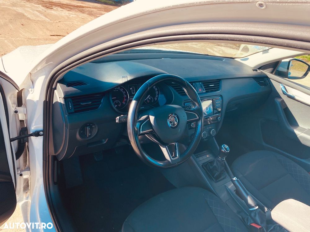 Skoda Octavia - 4