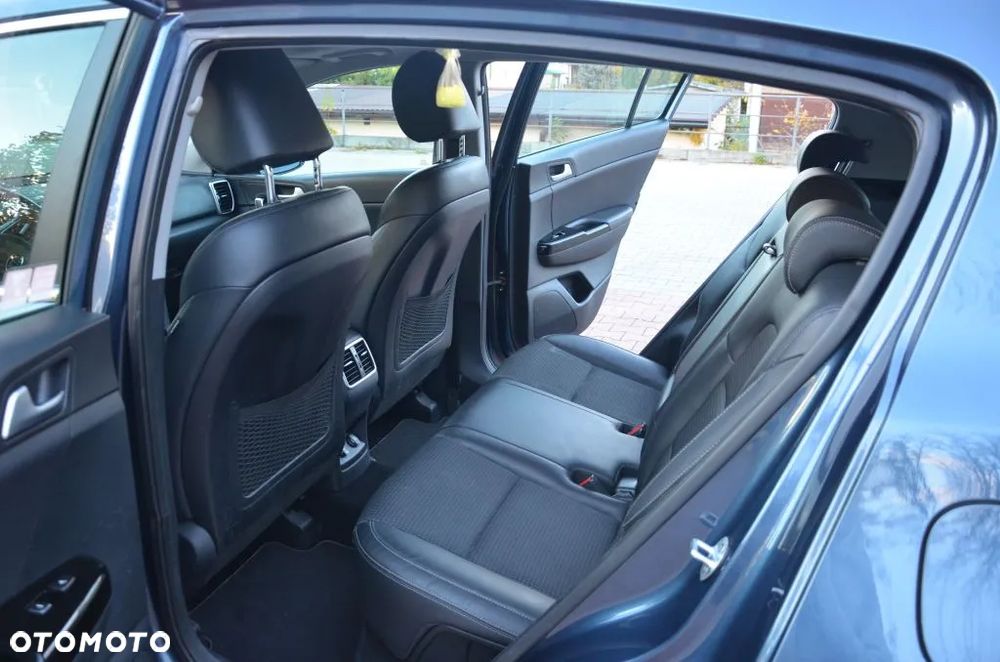 Kia Sportage 1.6 CRDI L Business Line 2WD DCT - 12