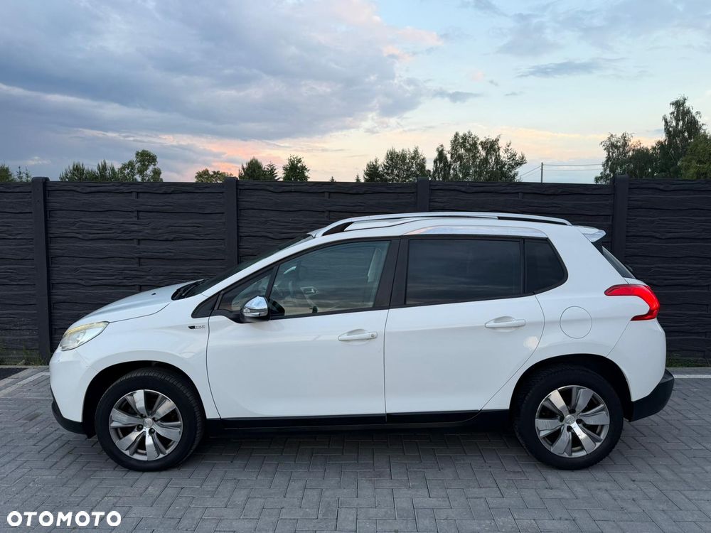 Peugeot 2008 1.6 BlueHDi Style - 31