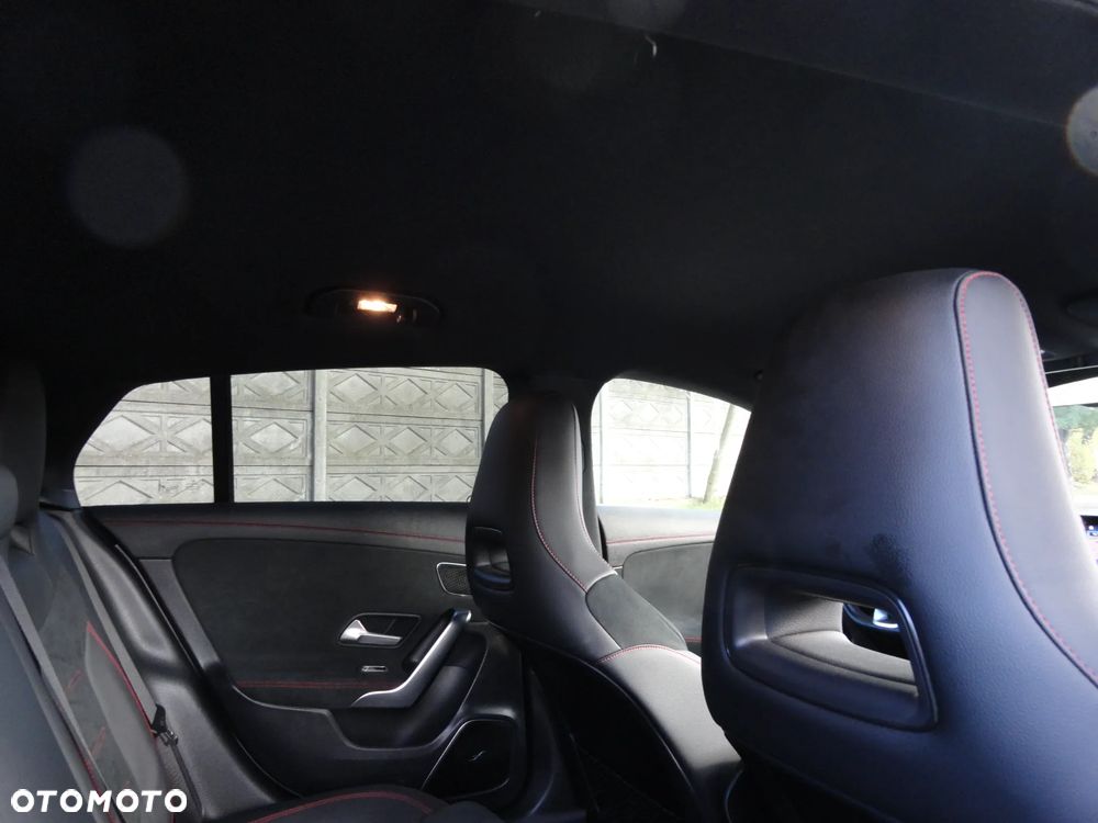 Mercedes-Benz CLA 200 d 8G-DCT AMG Line Advanced Plus - 12