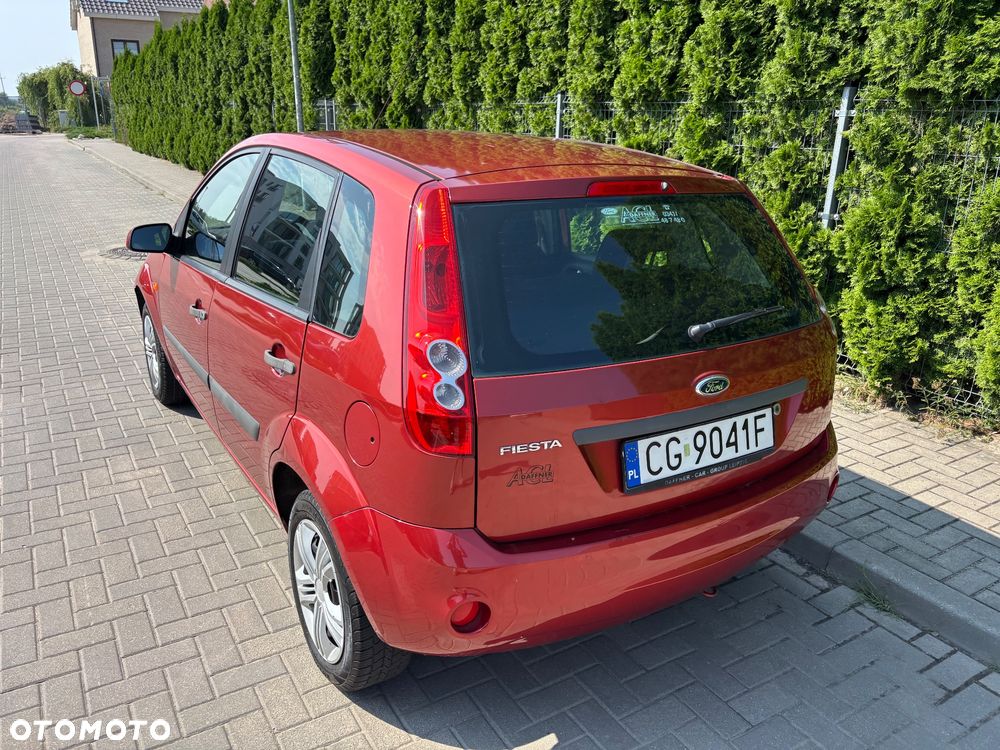 Ford Fiesta 1.4 Silver Magic - 13