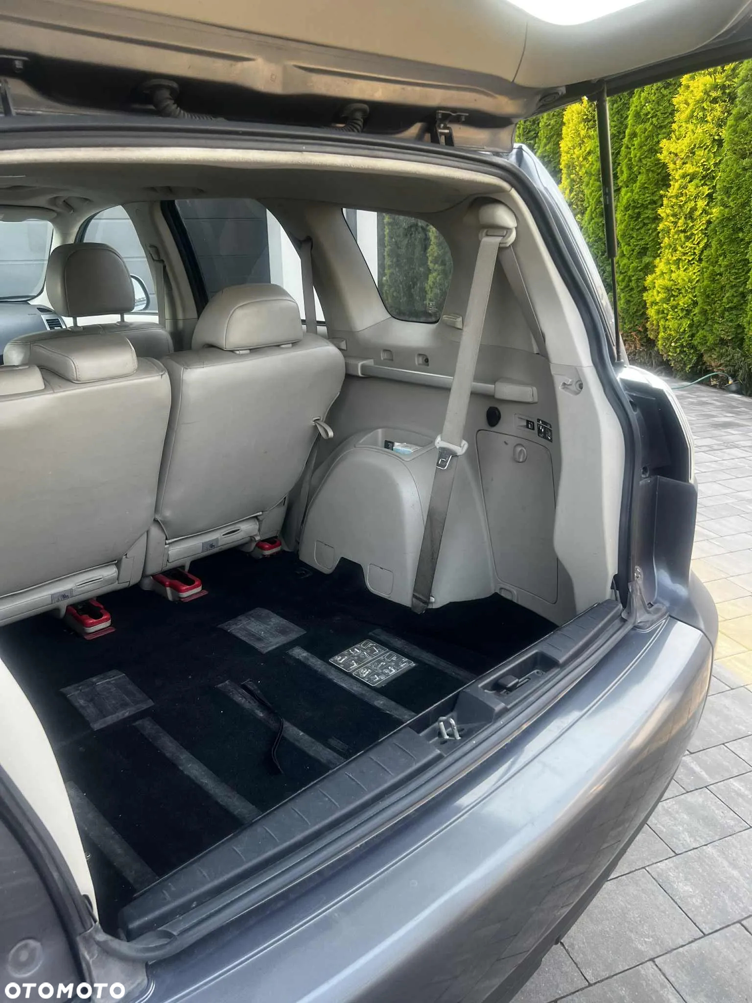 Mitsubishi Outlander - 20