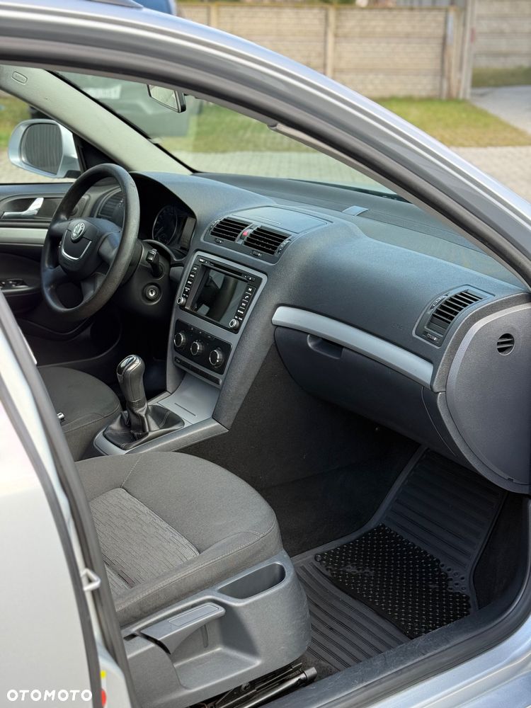 Skoda Octavia 2.0 TDI DPF Ambition - 5