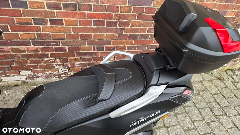 Peugeot Metropolis - 7