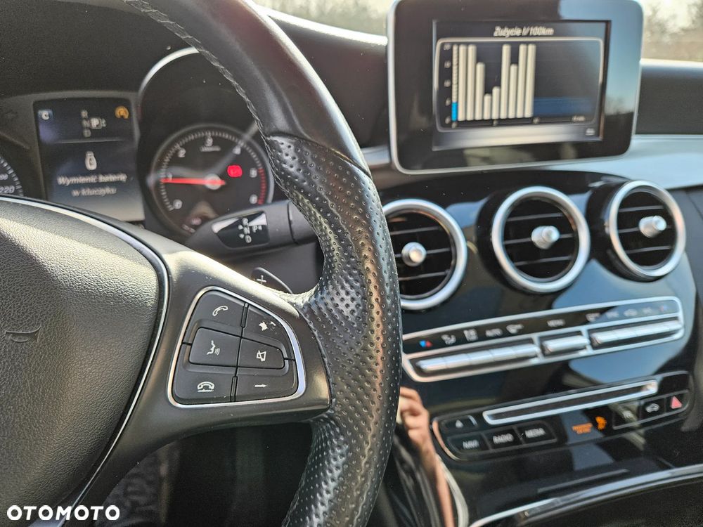 Mercedes-Benz Klasa C 200 (BlueTEC) d 7G-TRONIC Exclusive - 28