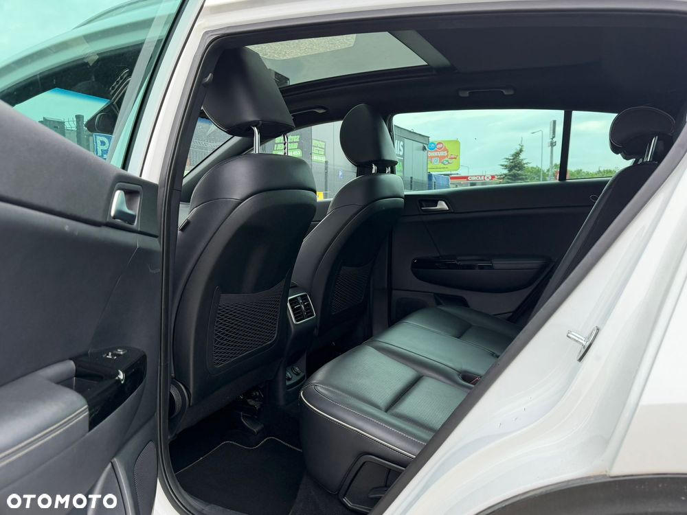 Kia Sportage 1.6 T-GDI AWD GT LINE - 14