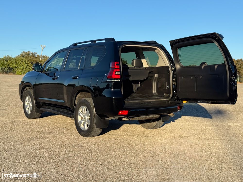 Toyota Land Cruiser Prado - 26
