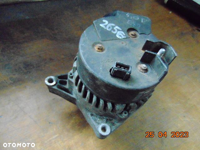 BMW V8 8 E31 E38 e39 840i 740i 735i 540i 535i M62 ALTERNATOR 1433266 1432831 0123515010  BOSCH 140A - 2