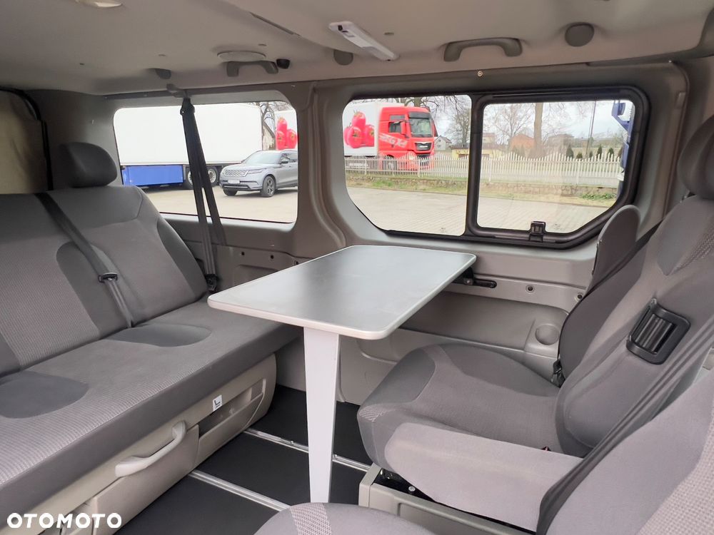 Opel Vivaro - 22