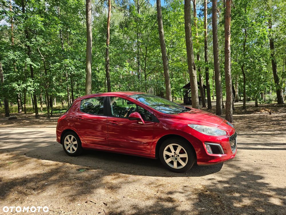 Peugeot 308 - 8