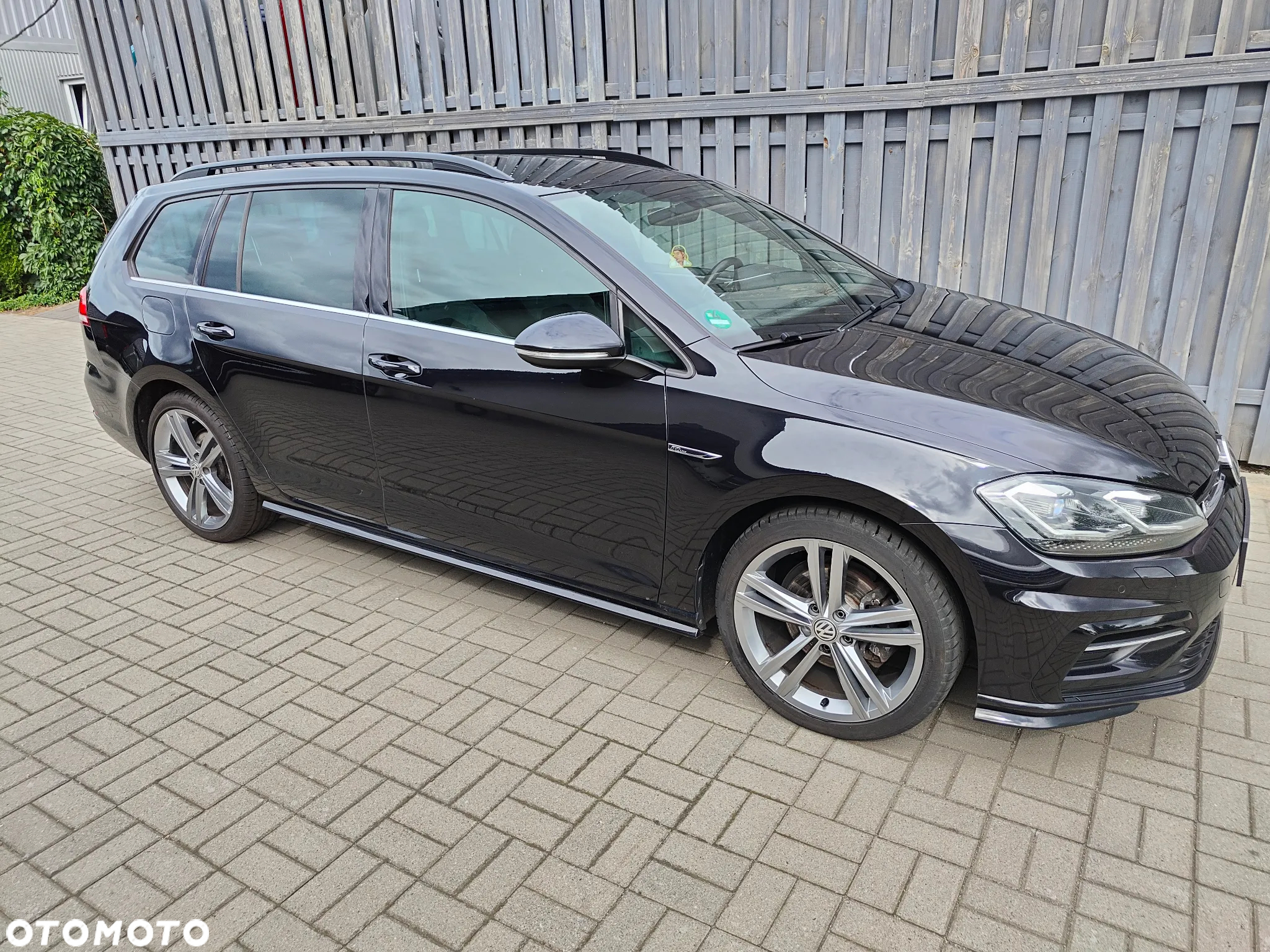 Volkswagen Golf Variant 2.0 TDI SCR DSG R-Line - 5
