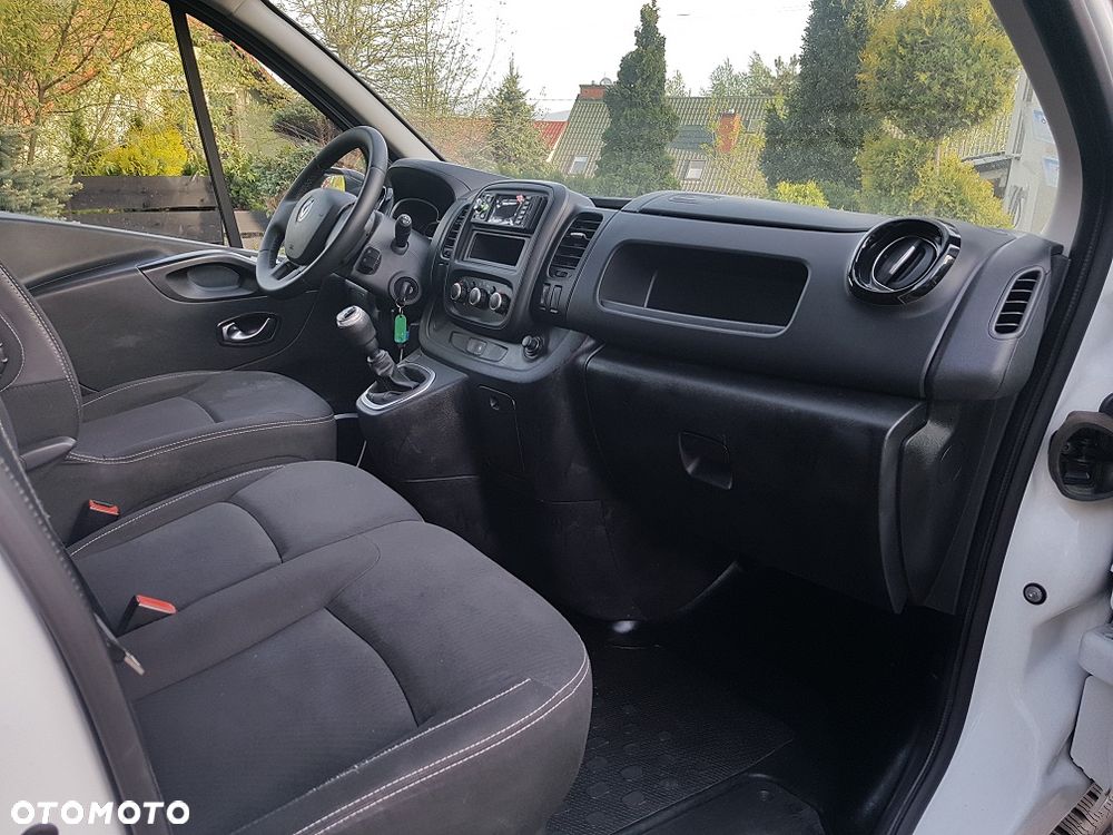 Renault Trafic - 16