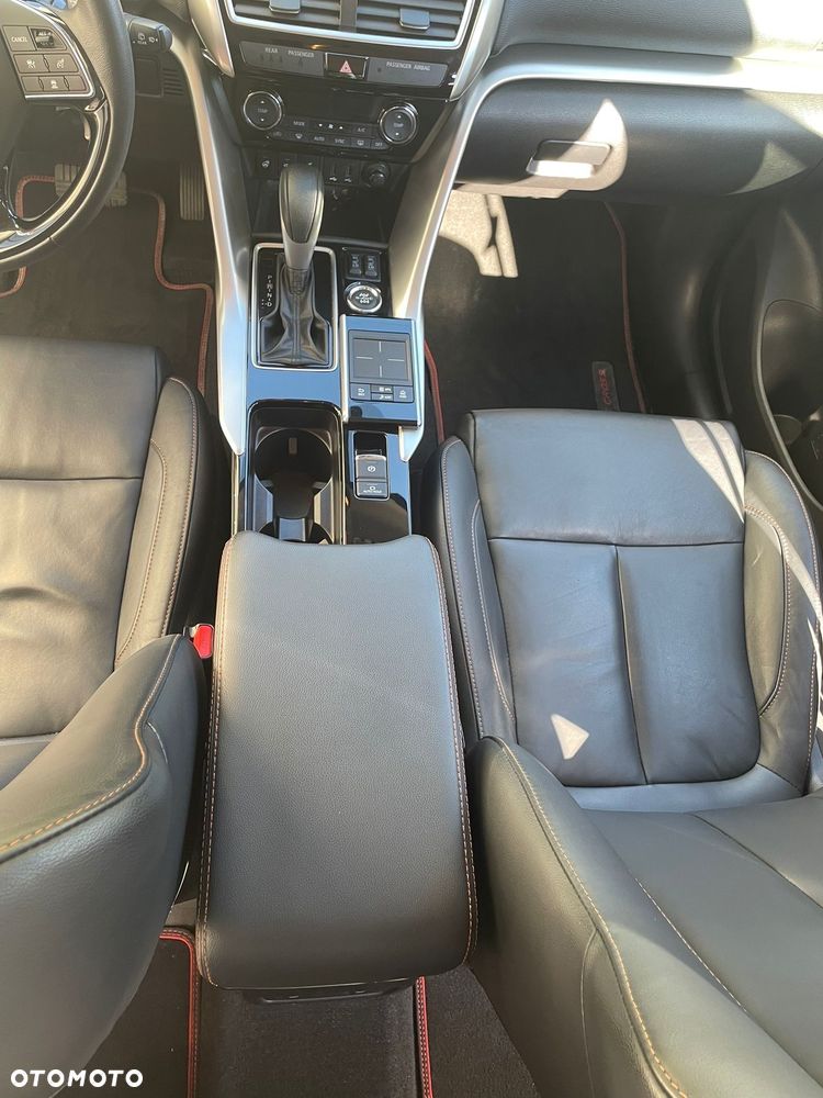 Mitsubishi Eclipse Cross 1.5 T GPF Instyle CVT 4WD - 22