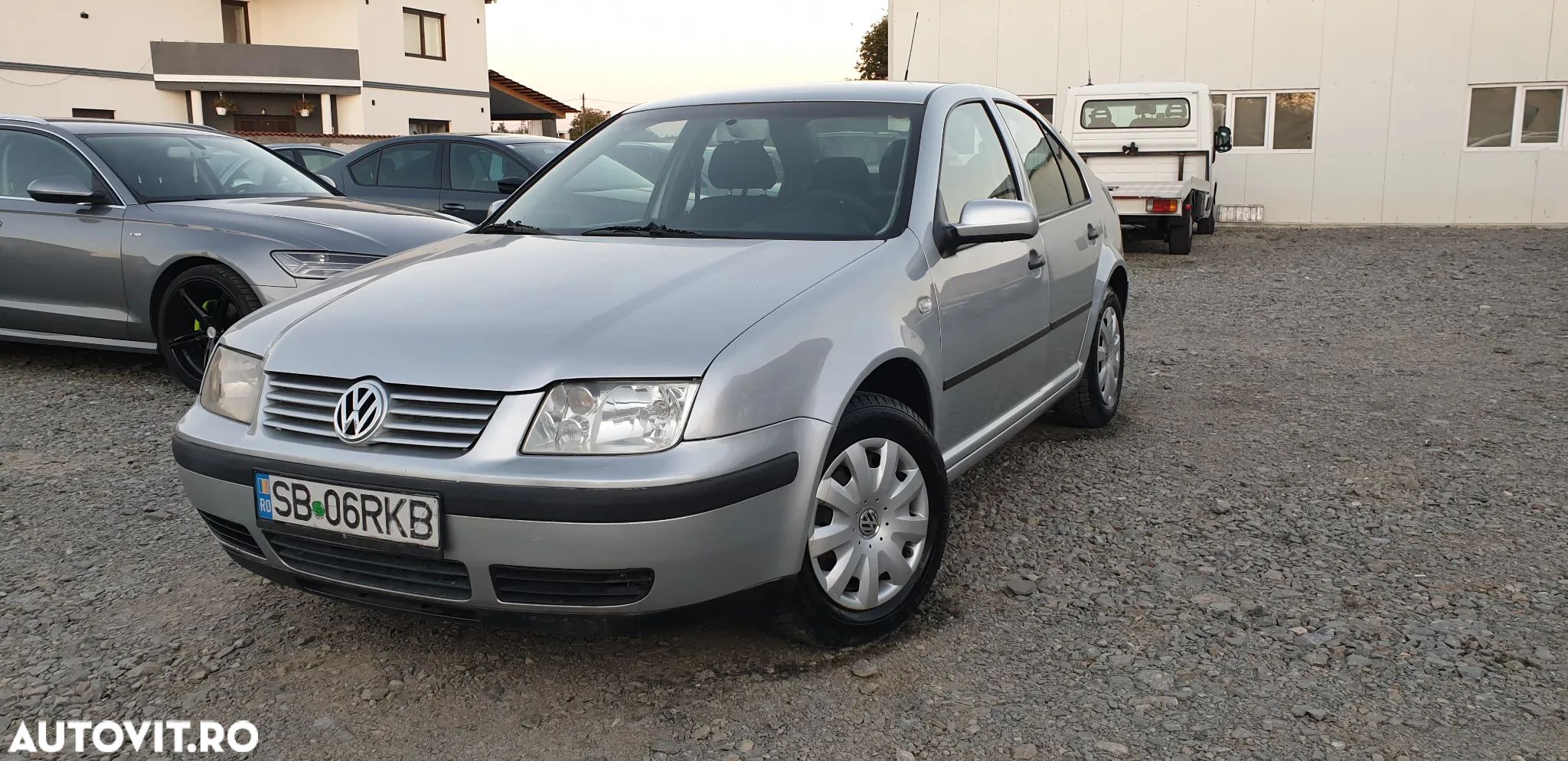Volkswagen Bora - 1