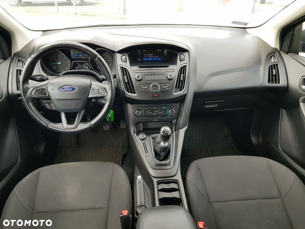 Ford Focus - 11