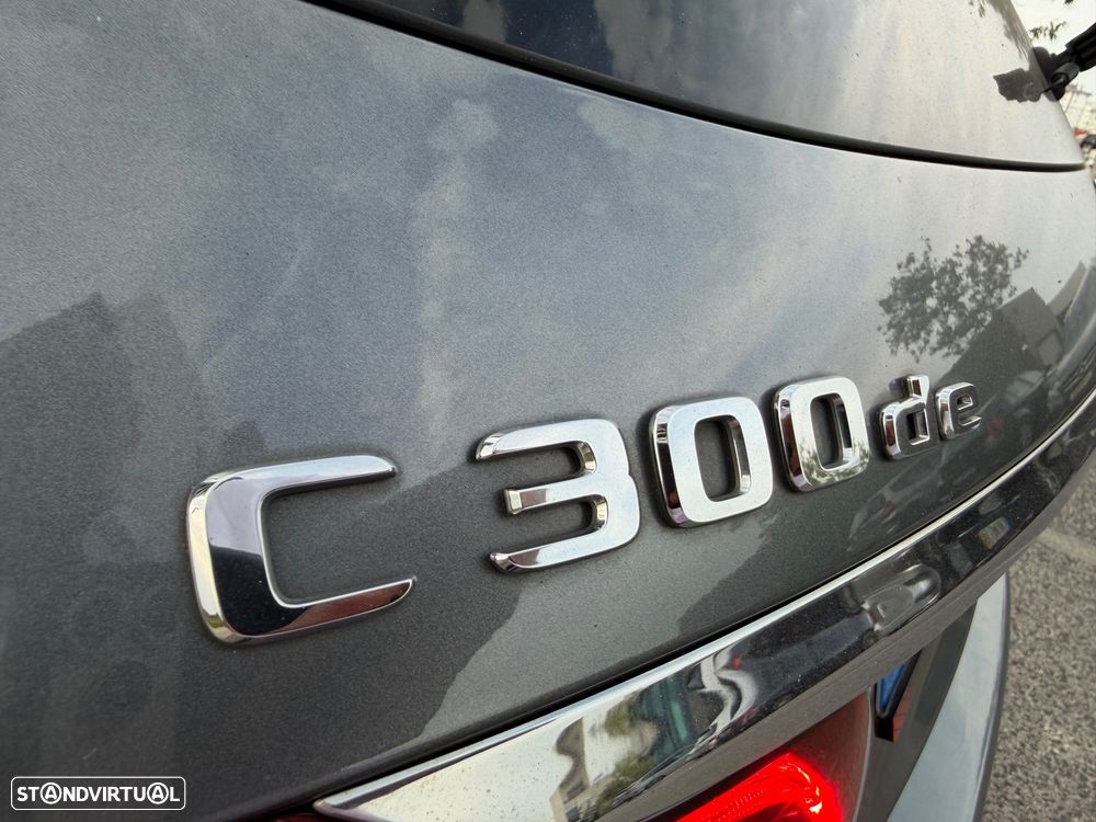 Mercedes-Benz C 300 de AMG Line - 17