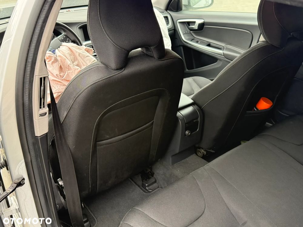 Volvo V60 - 6