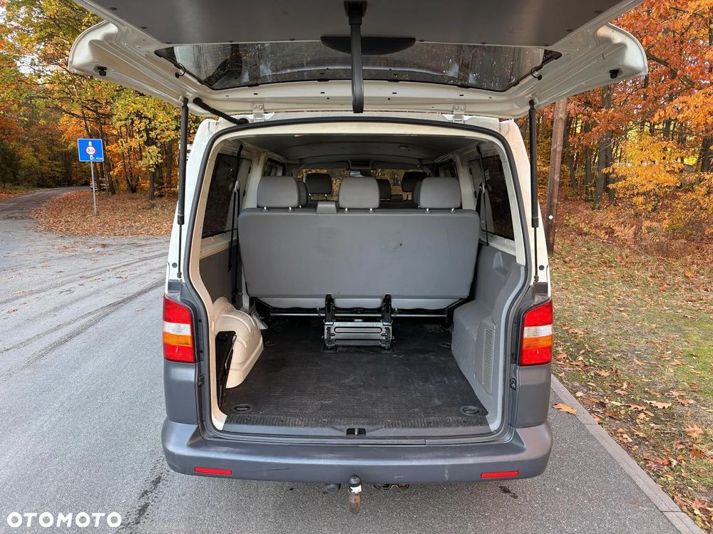Volkswagen Transporter T5 TDI L2H1 - 23