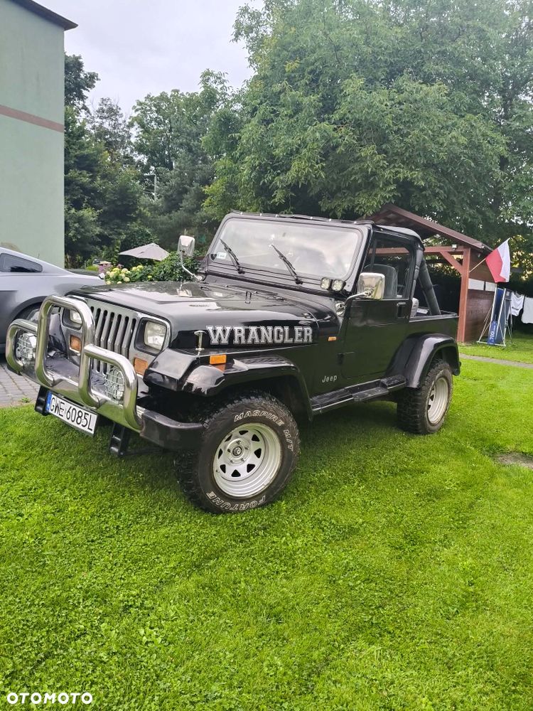 Jeep Wrangler - 1