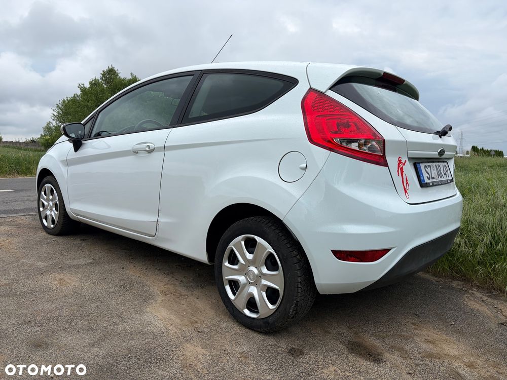 Ford Fiesta - 5
