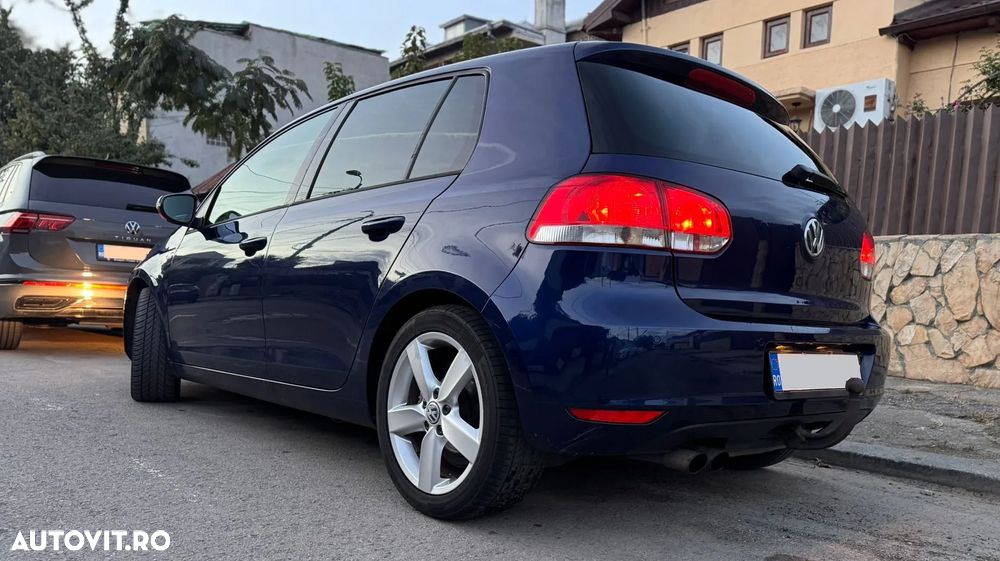 Volkswagen Golf 2.0 TDI DPF MATCH - 1