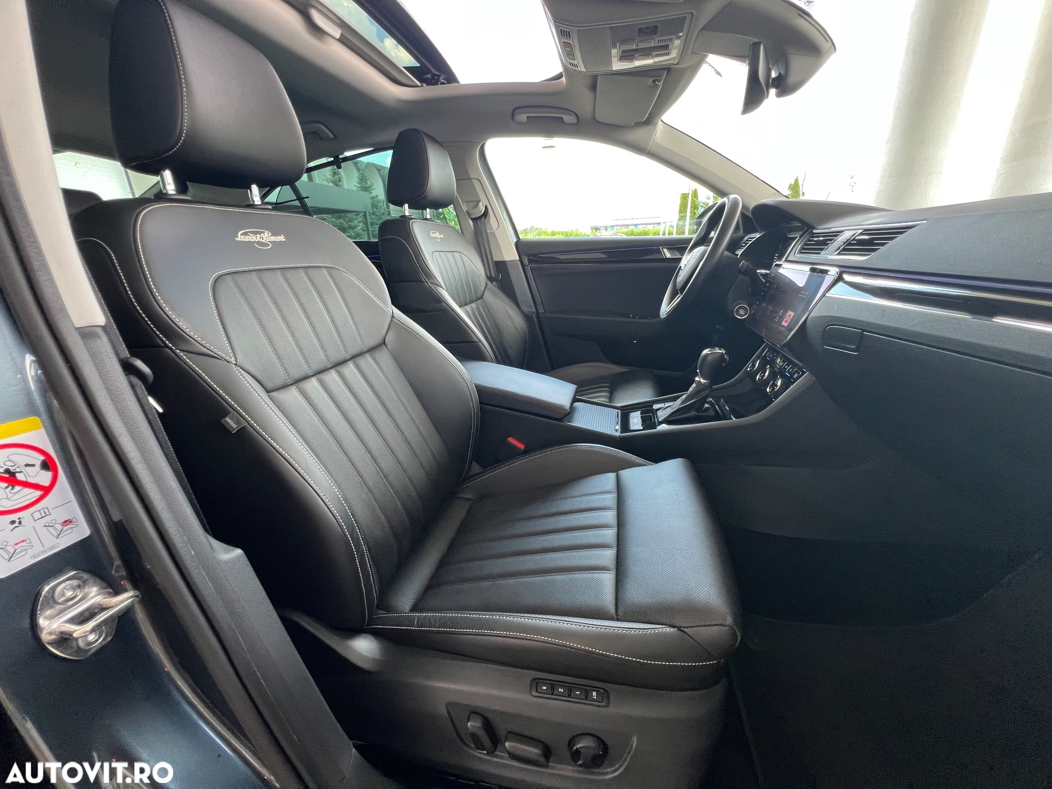 Skoda Superb 2.0 TDI DSG Laurin & Klement - 22