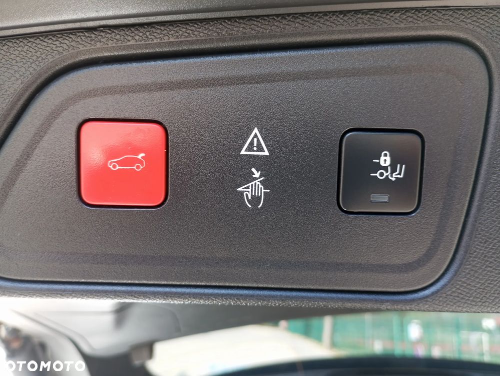 Peugeot 3008 HDi FAP 150 Allure - 22