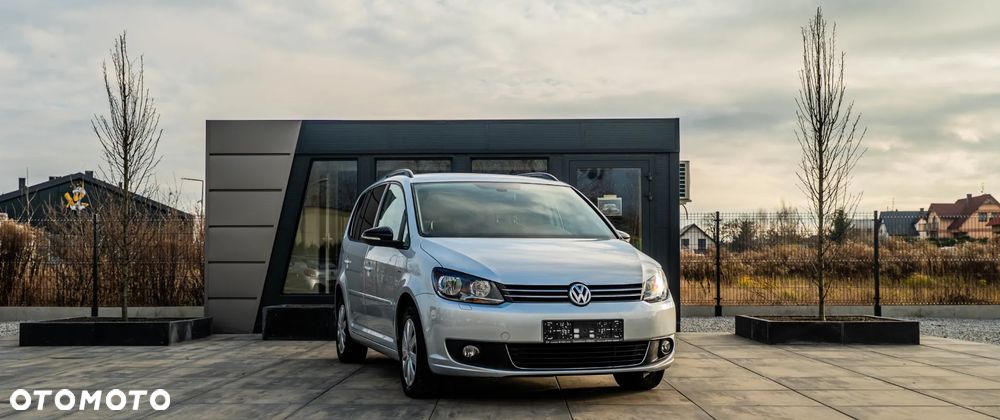 Volkswagen Touran - 8