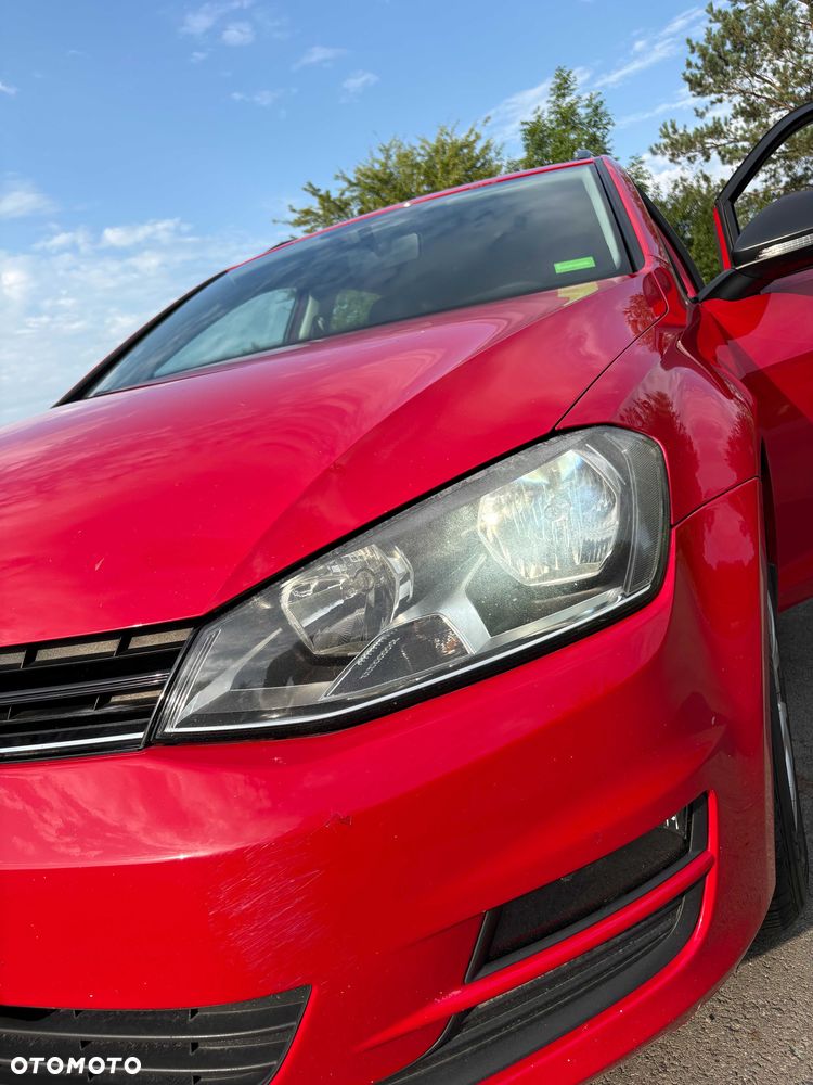 Volkswagen Golf - 8