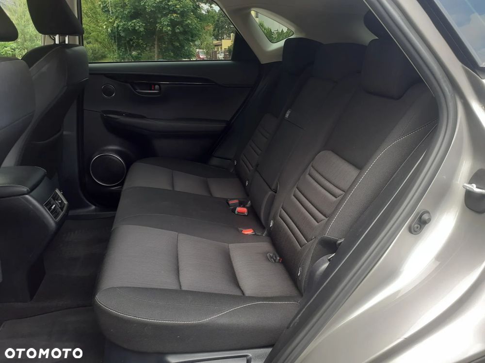 Lexus NX 300h Elegance AWD - 21