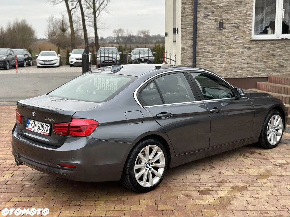 BMW Seria 3 320d Edition Luxury Line Purity - 12