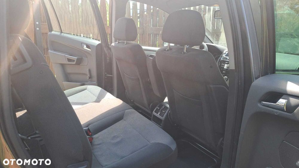 Opel Zafira - 6