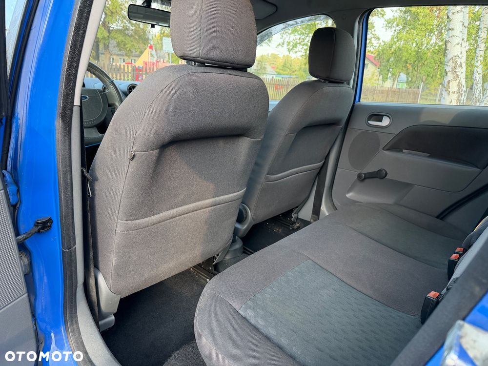 Ford Fiesta - 14
