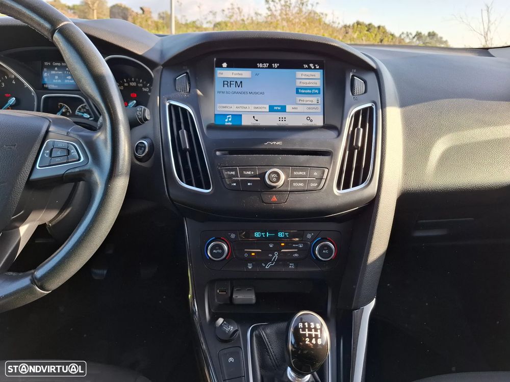 Ford Focus SW 1.0 EcoBoost Titanium - 5