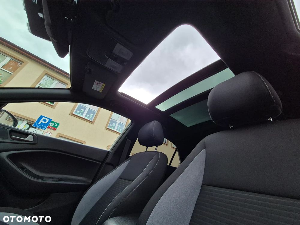 Hyundai i20 - 17