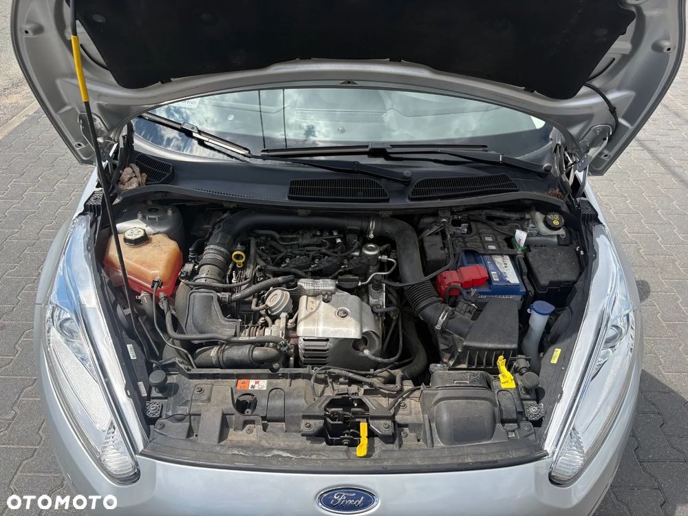 Ford Fiesta - 12