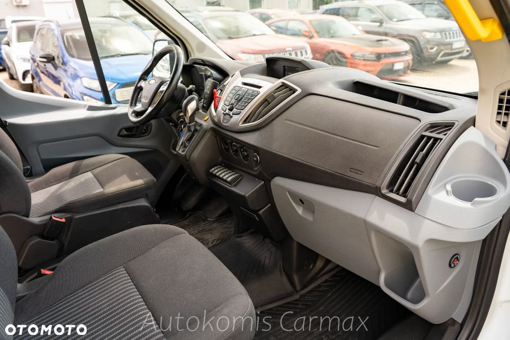 Ford Transit - 15