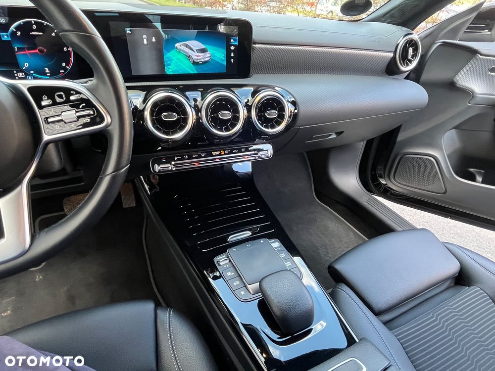 Mercedes-Benz CLA 220 d 8G-DCT - 23