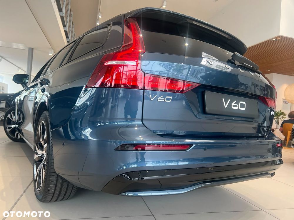 Volvo V60 B4 B Ultimate Dark - 9