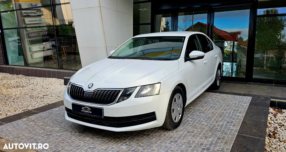 Skoda Octavia - 3