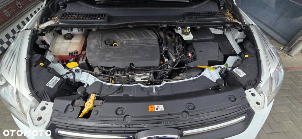 Ford Kuga 1.5 EcoBoost FWD Trend ASS - 36